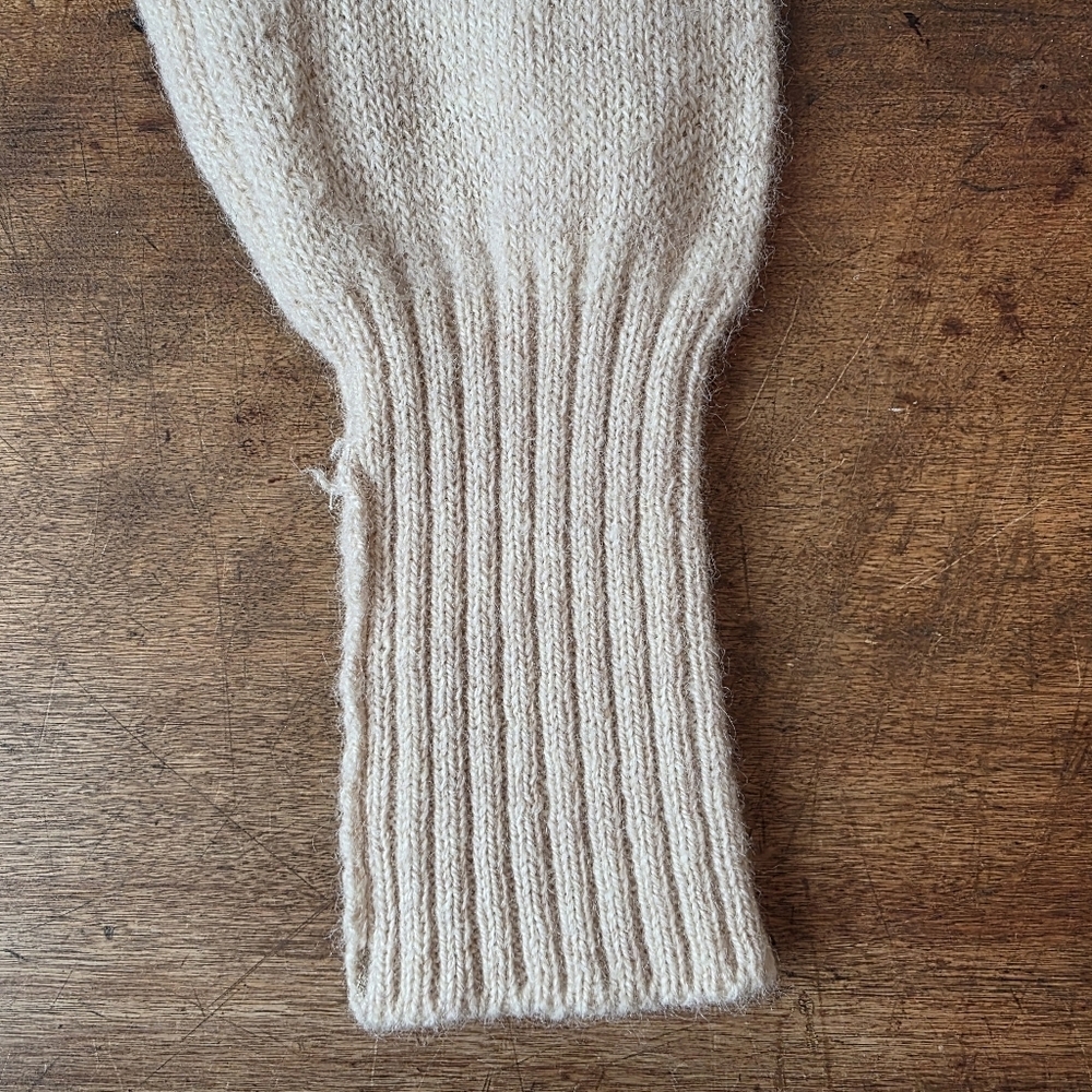 Vintage Wolsey Made in Scotland Pure New Wool Sweater – Size UK14 - Natural - Picture 3 of 6